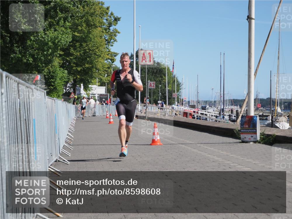 17.08.2025 - KN Förde Triathlon 2025 KatJ http://msf.ph/oto/8598608 17.08.2025 11:49:22 Laufen 389 meine-sportfotos.de