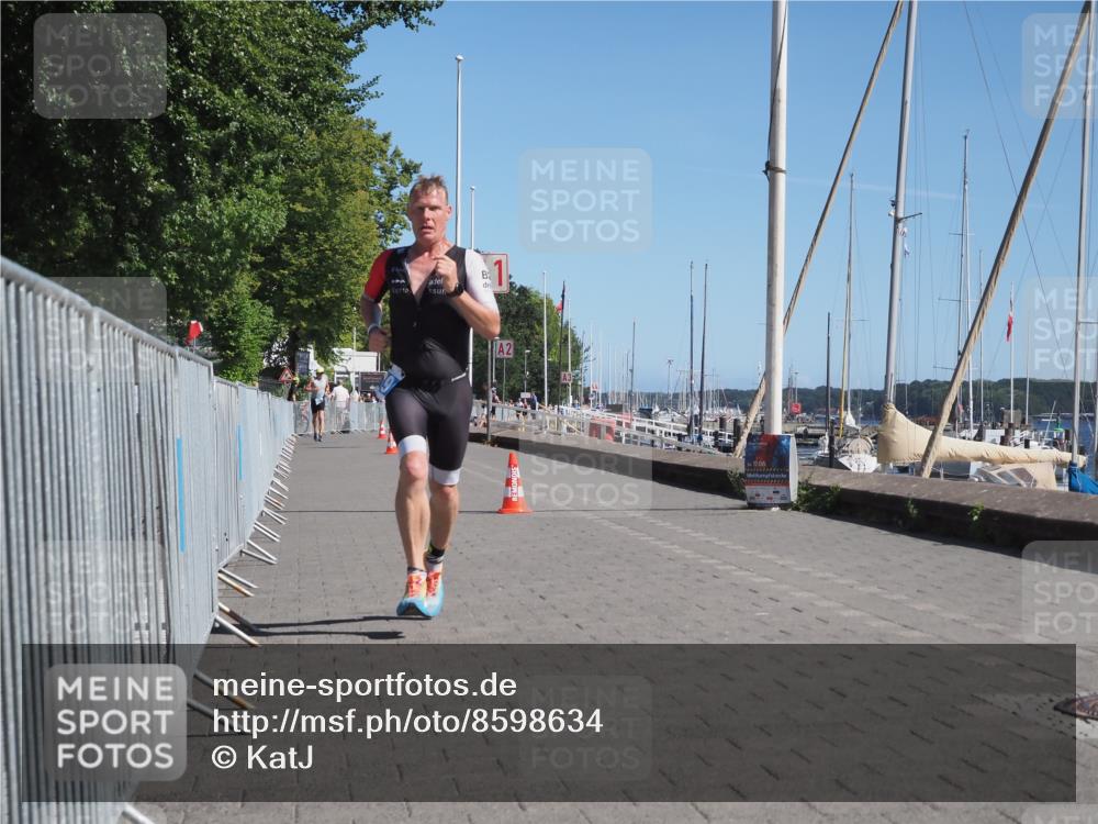 17.08.2025 - KN Förde Triathlon 2025 KatJ http://msf.ph/oto/8598634 17.08.2025 11:49:23 Laufen 389 meine-sportfotos.de