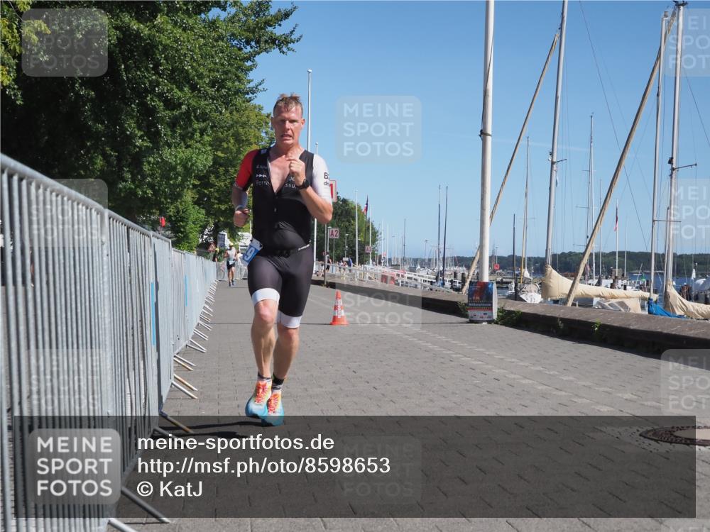 17.08.2025 - KN Förde Triathlon 2025 KatJ http://msf.ph/oto/8598653 17.08.2025 11:49:24 Laufen 389 meine-sportfotos.de