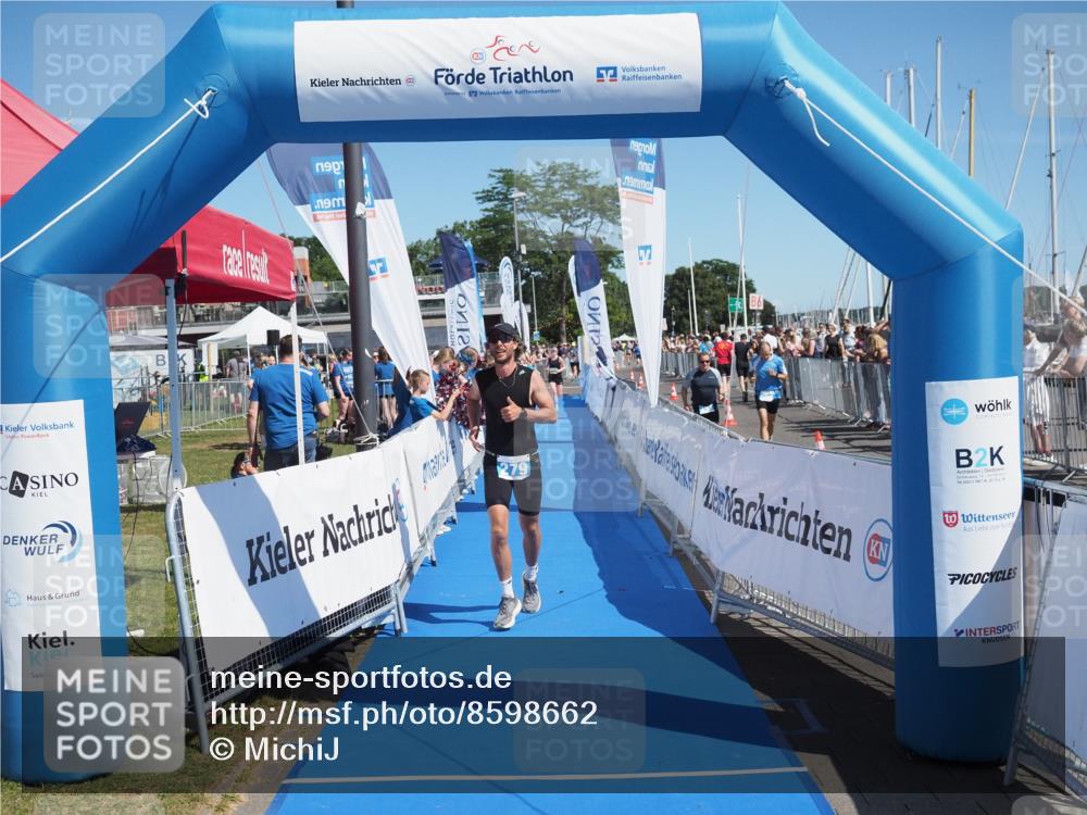 17.08.2025 - KN Förde Triathlon 2025 MichiJ http://msf.ph/oto/8598662 17.08.2025 12:12:30 Laufen 279 meine-sportfotos.de
