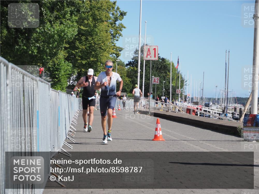 17.08.2025 - KN Förde Triathlon 2025 KatJ http://msf.ph/oto/8598787 17.08.2025 11:49:58 Laufen 274, 294 meine-sportfotos.de