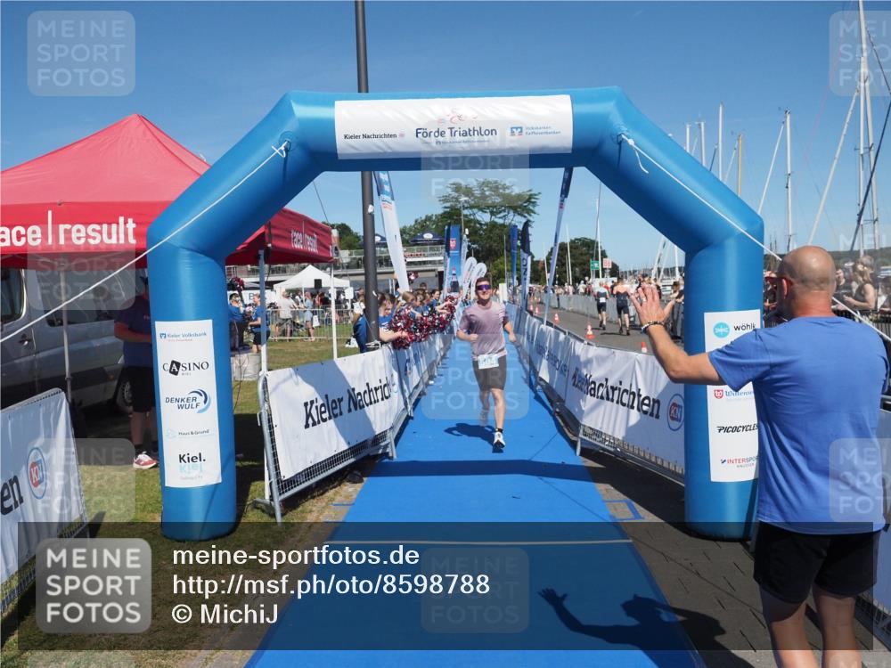 17.08.2025 - KN Förde Triathlon 2025 MichiJ http://msf.ph/oto/8598788 17.08.2025 14:01:58 Laufen 504 meine-sportfotos.de
