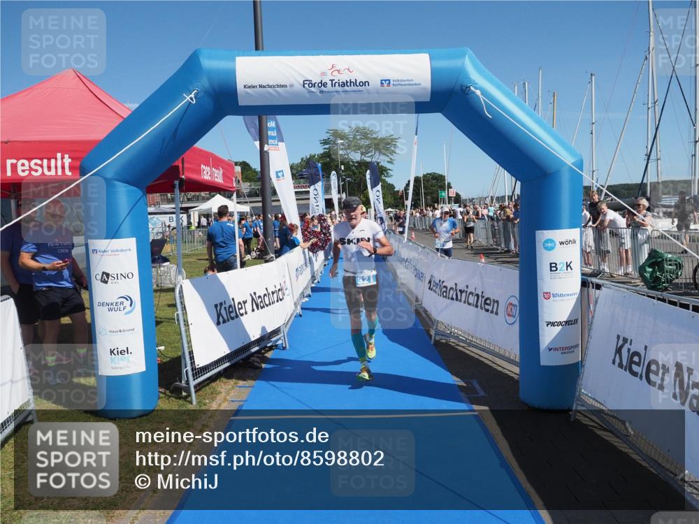 17.08.2025 - KN Förde Triathlon 2025 MichiJ http://msf.ph/oto/8598802 17.08.2025 12:12:43 Laufen 321, 340 meine-sportfotos.de