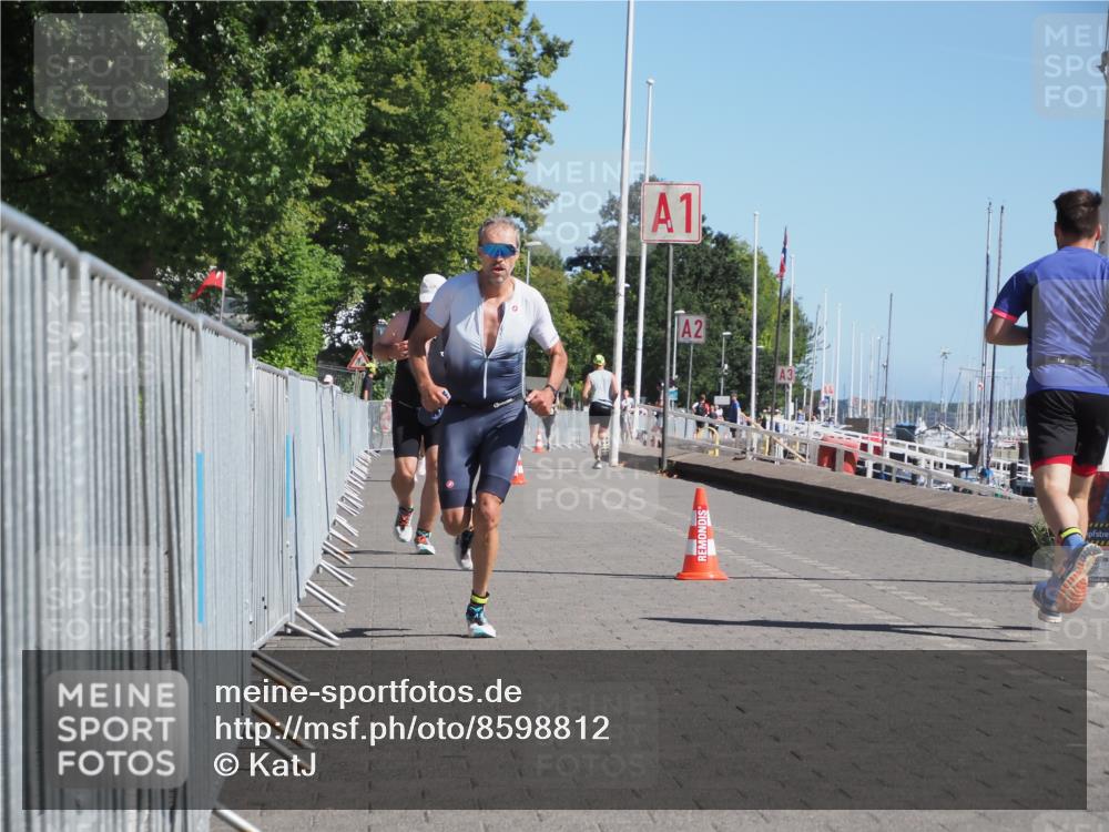 17.08.2025 - KN Förde Triathlon 2025 KatJ http://msf.ph/oto/8598812 17.08.2025 11:49:59 Laufen 274, 294 meine-sportfotos.de