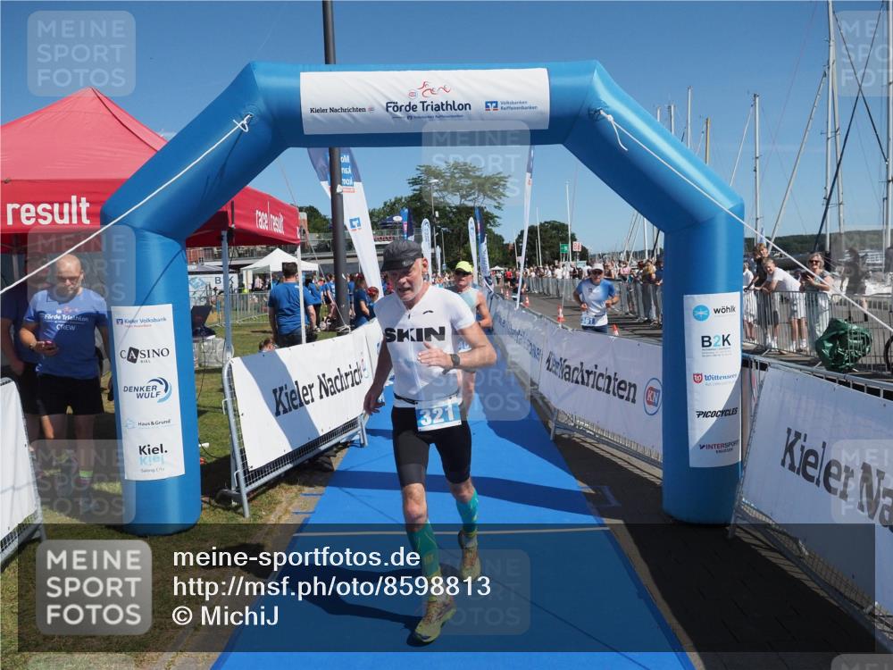 17.08.2025 - KN Förde Triathlon 2025 MichiJ http://msf.ph/oto/8598813 17.08.2025 12:12:43 Laufen 321, 340 meine-sportfotos.de