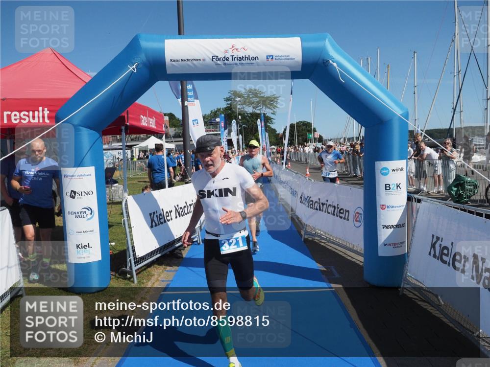 17.08.2025 - KN Förde Triathlon 2025 MichiJ http://msf.ph/oto/8598815 17.08.2025 12:12:43 Laufen 321, 340 meine-sportfotos.de