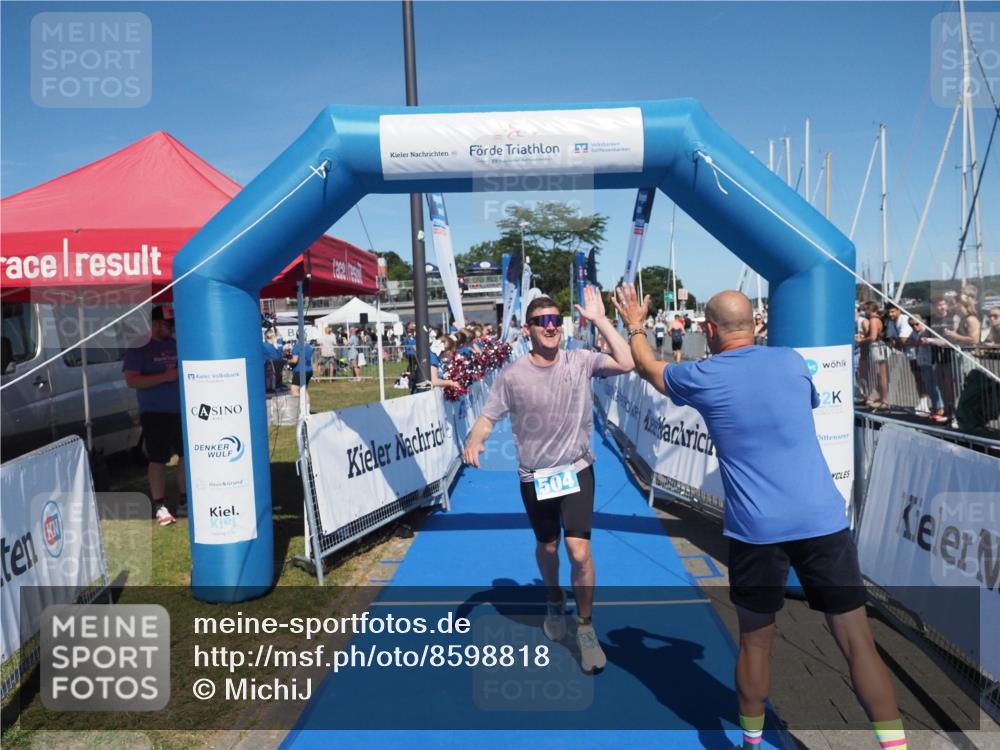 17.08.2025 - KN Förde Triathlon 2025 MichiJ http://msf.ph/oto/8598818 17.08.2025 14:01:59 Laufen 504 meine-sportfotos.de