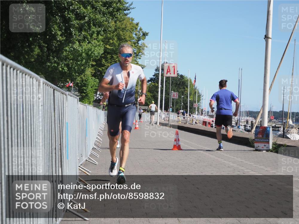17.08.2025 - KN Förde Triathlon 2025 KatJ http://msf.ph/oto/8598832 17.08.2025 11:50:01 Laufen 274, 294 meine-sportfotos.de