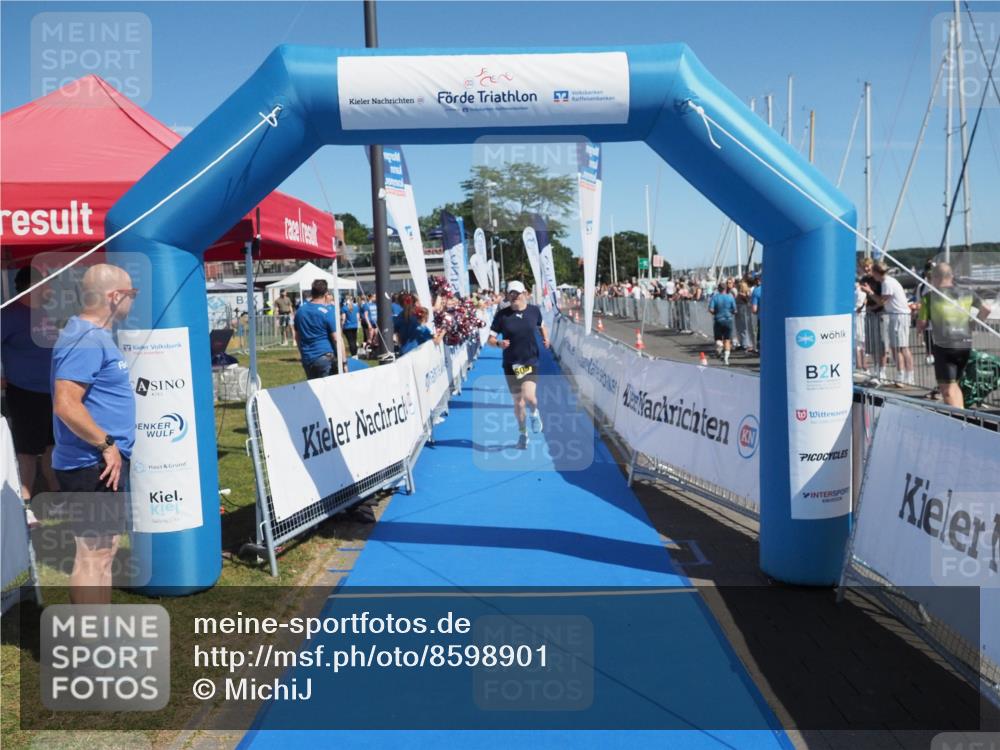 17.08.2025 - KN Förde Triathlon 2025 MichiJ http://msf.ph/oto/8598901 17.08.2025 12:12:57 Laufen 371, 605 meine-sportfotos.de