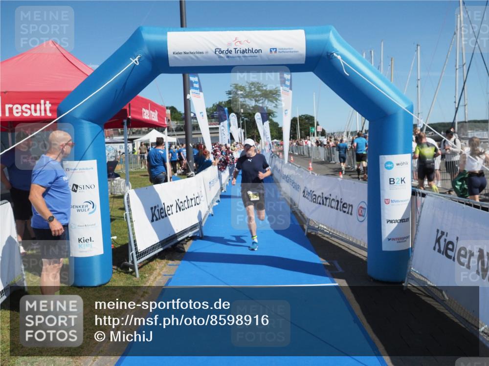 17.08.2025 - KN Förde Triathlon 2025 MichiJ http://msf.ph/oto/8598916 17.08.2025 12:12:57 Laufen 371, 605 meine-sportfotos.de