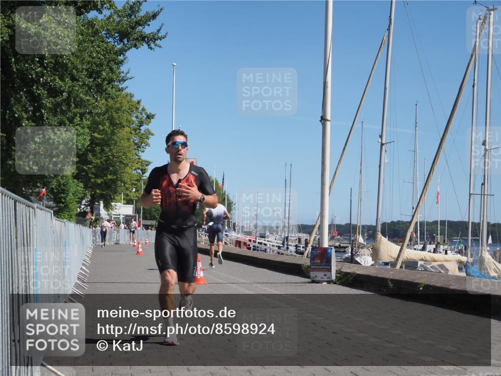 17.08.2025 - KN Förde Triathlon 2025 KatJ http://msf.ph/oto/8598924 17.08.2025 11:50:11 Laufen 358 meine-sportfotos.de