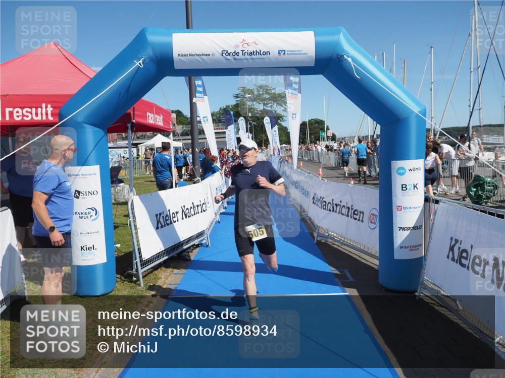 17.08.2025 - KN Förde Triathlon 2025 MichiJ http://msf.ph/oto/8598934 17.08.2025 12:12:58 Laufen 371, 605 meine-sportfotos.de