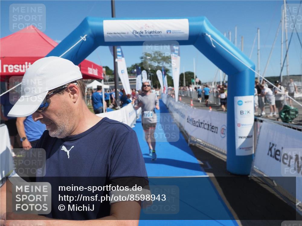 17.08.2025 - KN Förde Triathlon 2025 MichiJ http://msf.ph/oto/8598943 17.08.2025 12:13:00 Laufen 371, 605 meine-sportfotos.de
