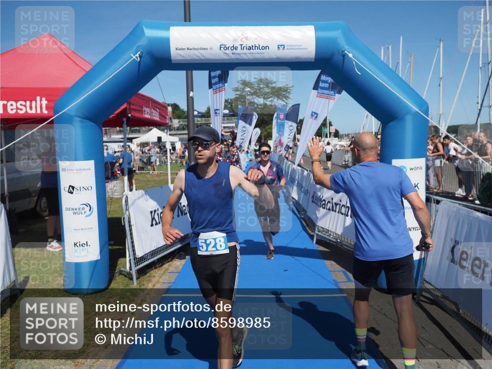 17.08.2025 - KN Förde Triathlon 2025 MichiJ http://msf.ph/oto/8598985 17.08.2025 14:02:22 Laufen 508, 525, 528, 541 meine-sportfotos.de