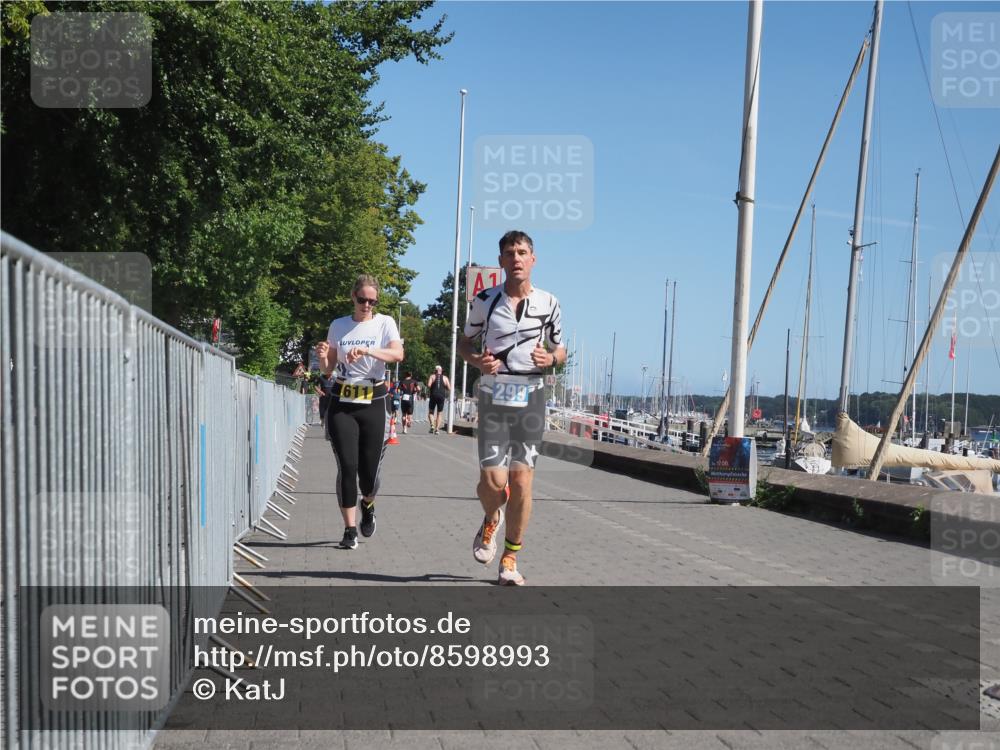 17.08.2025 - KN Förde Triathlon 2025 KatJ http://msf.ph/oto/8598993 17.08.2025 11:50:33 Laufen 299, 611 meine-sportfotos.de