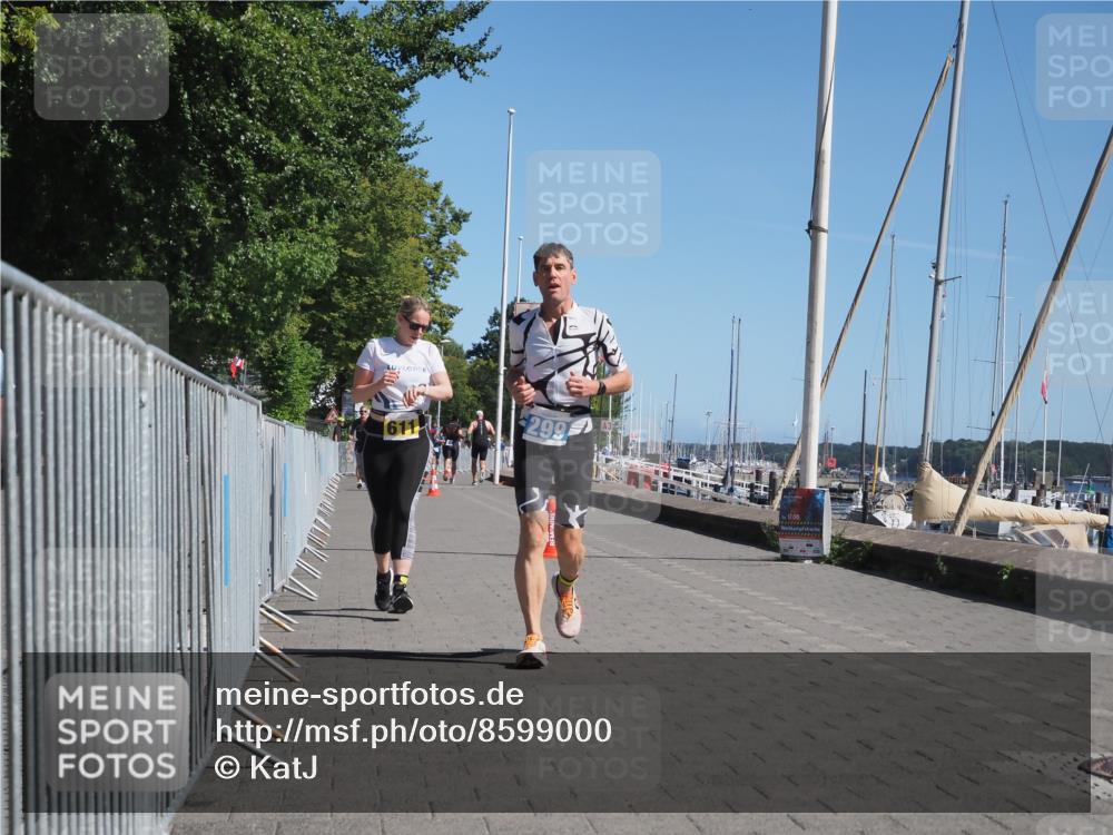 17.08.2025 - KN Förde Triathlon 2025 KatJ http://msf.ph/oto/8599000 17.08.2025 11:50:33 Laufen 299, 611 meine-sportfotos.de