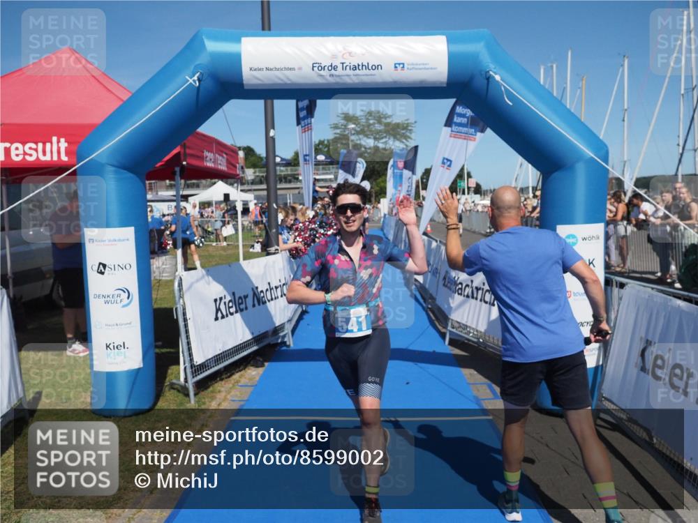 17.08.2025 - KN Förde Triathlon 2025 MichiJ http://msf.ph/oto/8599002 17.08.2025 14:02:23 Laufen 508, 525, 528, 541 meine-sportfotos.de