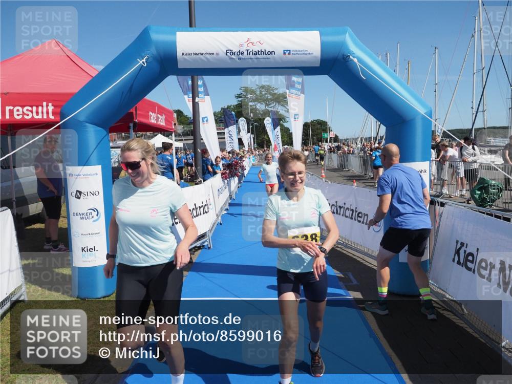 17.08.2025 - KN Förde Triathlon 2025 MichiJ http://msf.ph/oto/8599016 17.08.2025 12:13:07 Laufen 638 meine-sportfotos.de