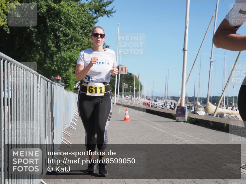 17.08.2025 - KN Förde Triathlon 2025 KatJ http://msf.ph/oto/8599050 17.08.2025 11:50:36 Laufen 299, 611 meine-sportfotos.de