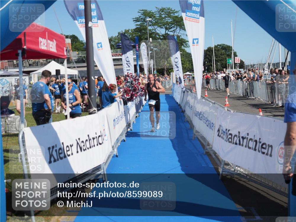 17.08.2025 - KN Förde Triathlon 2025 MichiJ http://msf.ph/oto/8599089 17.08.2025 12:13:36 Laufen 282 meine-sportfotos.de