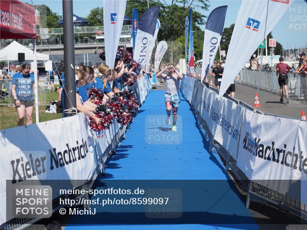17.08.2025 - KN Förde Triathlon 2025 MichiJ http://msf.ph/oto/8599097 17.08.2025 14:02:36 Laufen 512 meine-sportfotos.de