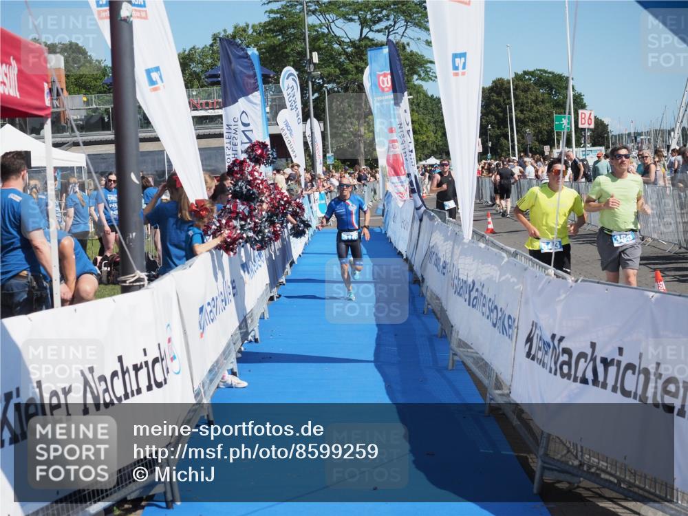 17.08.2025 - KN Förde Triathlon 2025 MichiJ http://msf.ph/oto/8599259 17.08.2025 12:13:57 Laufen 316 meine-sportfotos.de