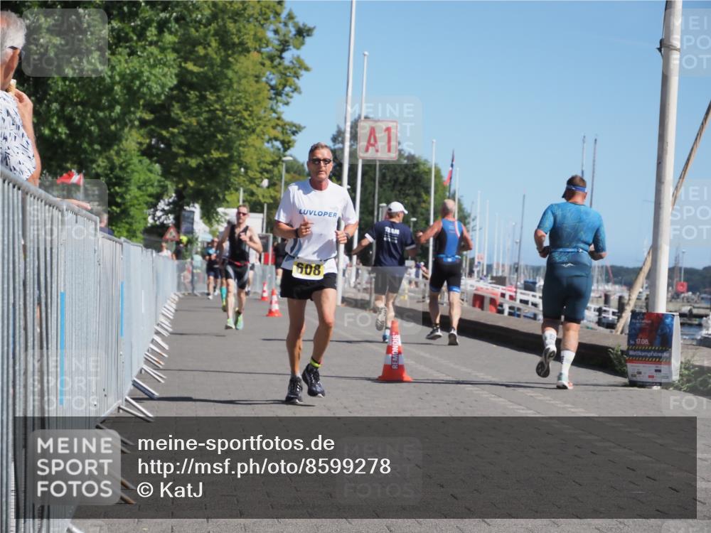 17.08.2025 - KN Förde Triathlon 2025 KatJ http://msf.ph/oto/8599278 17.08.2025 11:51:08 Laufen 296, 608 meine-sportfotos.de