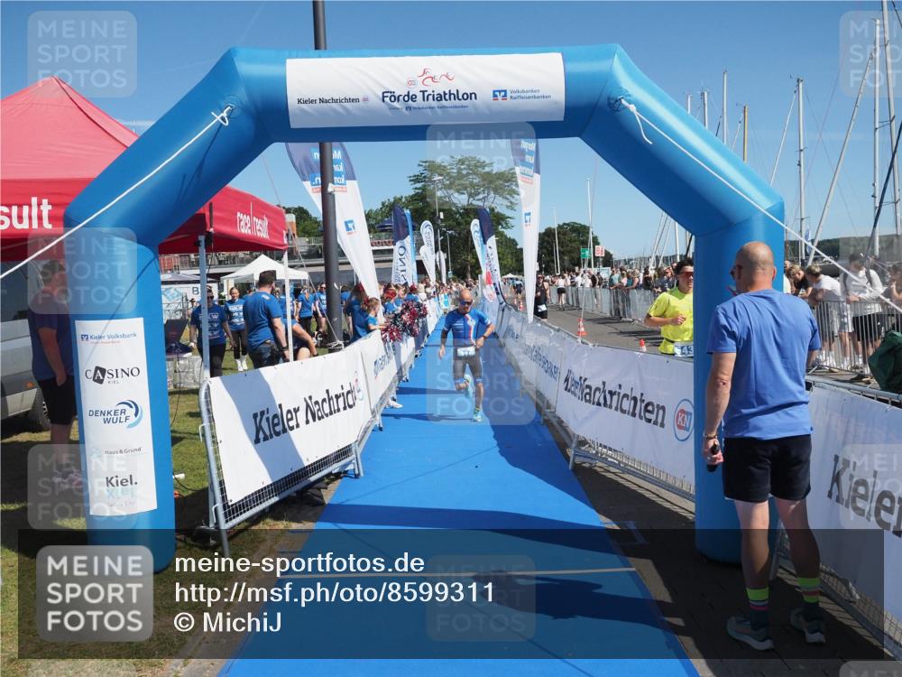 17.08.2025 - KN Förde Triathlon 2025 MichiJ http://msf.ph/oto/8599311 17.08.2025 12:13:59 Laufen 316 meine-sportfotos.de