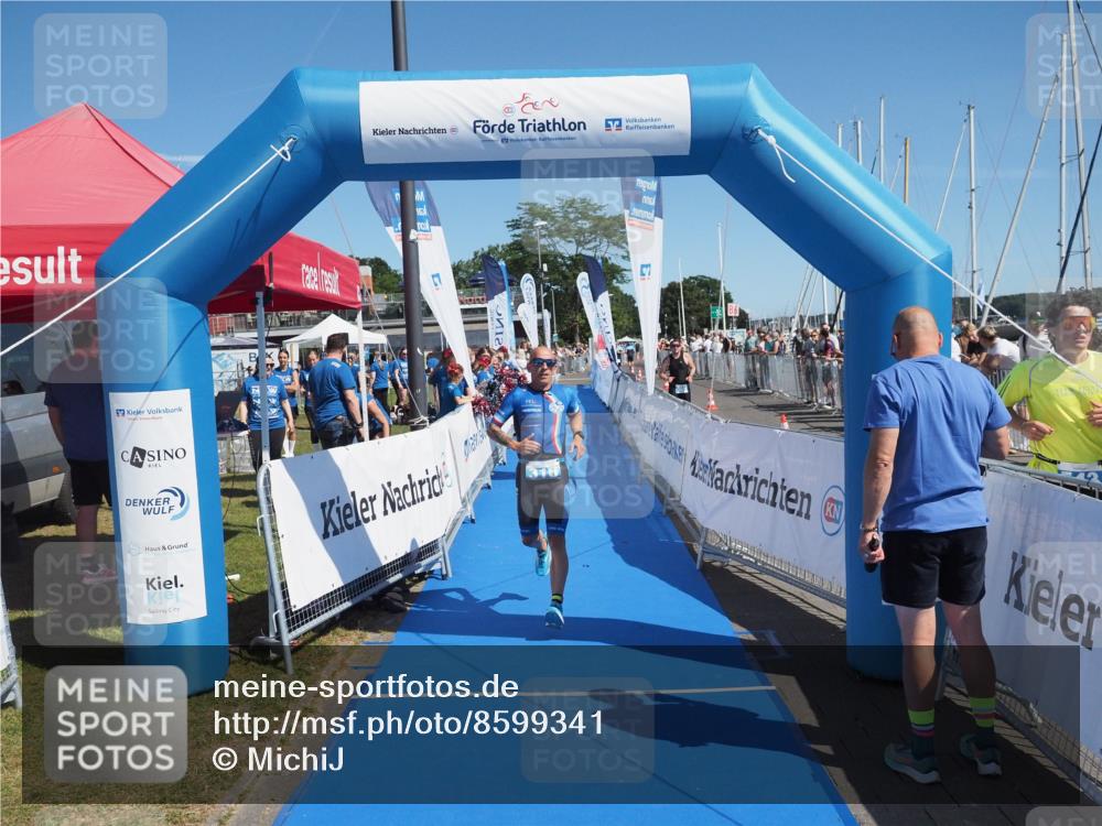 17.08.2025 - KN Förde Triathlon 2025 MichiJ http://msf.ph/oto/8599341 17.08.2025 12:14:00 Laufen 316 meine-sportfotos.de