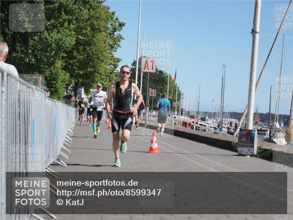17.08.2025 - KN Förde Triathlon 2025 KatJ http://msf.ph/oto/8599347 17.08.2025 11:51:13 Laufen 296, 321, 608 meine-sportfotos.de