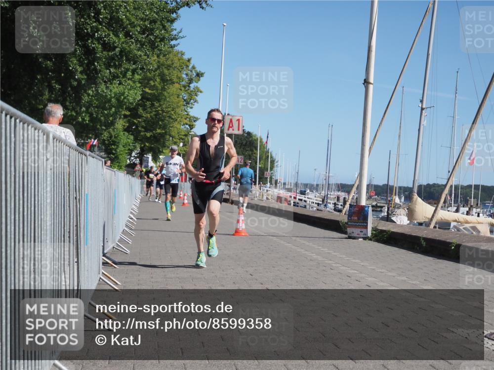 17.08.2025 - KN Förde Triathlon 2025 KatJ http://msf.ph/oto/8599358 17.08.2025 11:51:14 Laufen 296, 321, 608 meine-sportfotos.de