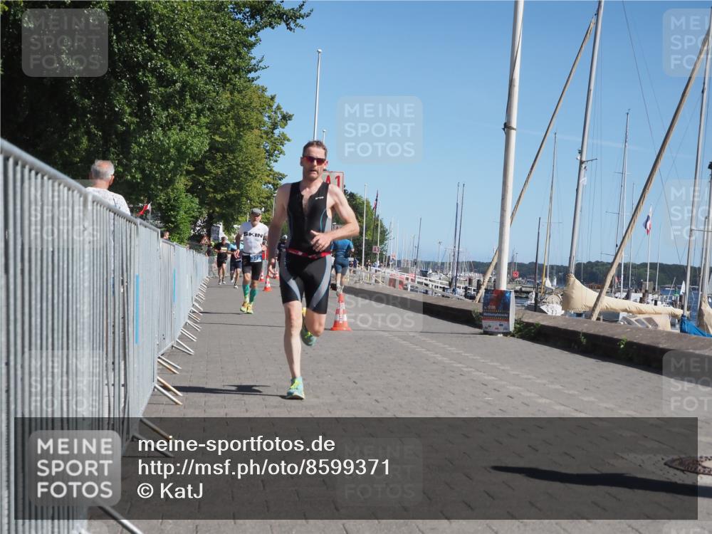 17.08.2025 - KN Förde Triathlon 2025 KatJ http://msf.ph/oto/8599371 17.08.2025 11:51:14 Laufen 296, 321, 608 meine-sportfotos.de