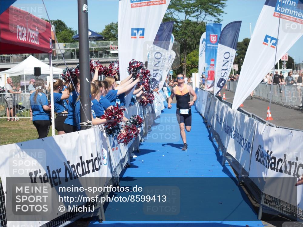 17.08.2025 - KN Förde Triathlon 2025 MichiJ http://msf.ph/oto/8599413 17.08.2025 14:03:50 Laufen 483 meine-sportfotos.de