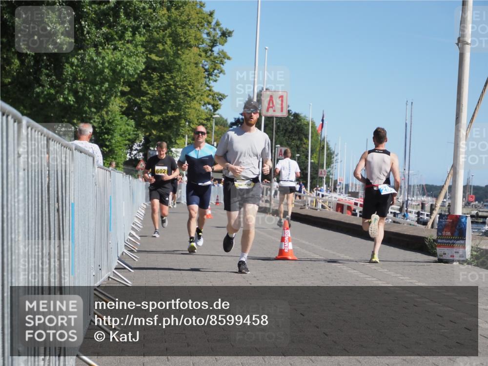 17.08.2025 - KN Förde Triathlon 2025 KatJ http://msf.ph/oto/8599458 17.08.2025 11:51:23 Laufen 321, 331, 602, 643 meine-sportfotos.de