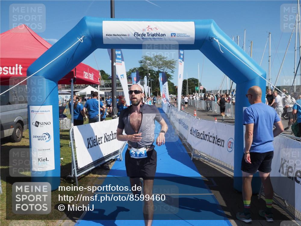 17.08.2025 - KN Förde Triathlon 2025 MichiJ http://msf.ph/oto/8599460 17.08.2025 12:14:45 Laufen 373, 629 meine-sportfotos.de