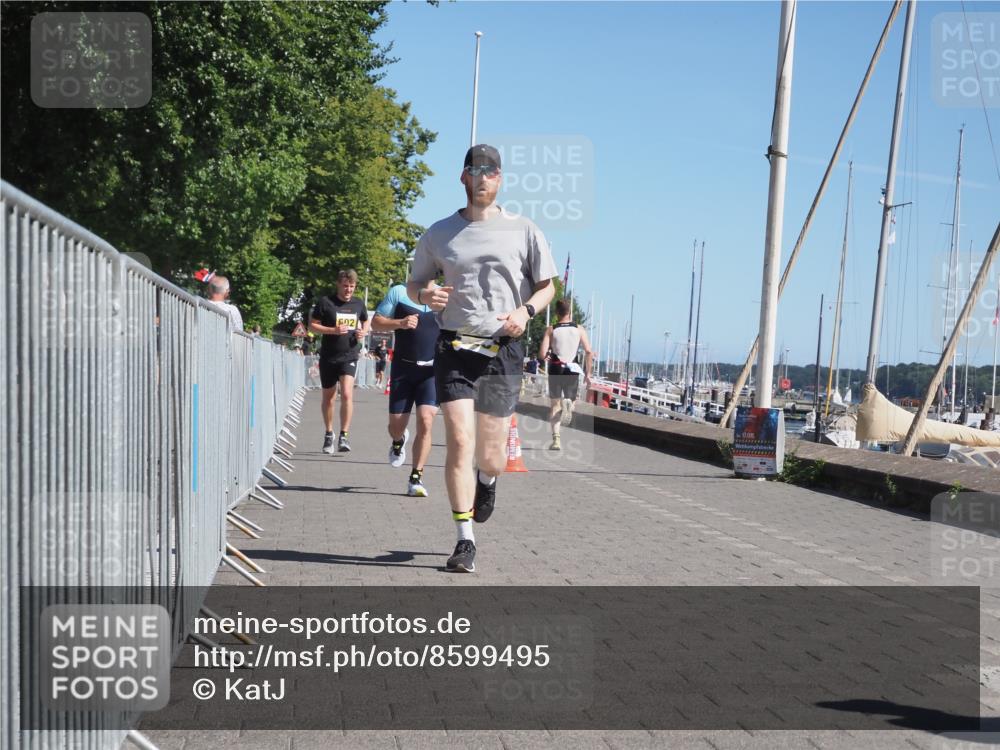 17.08.2025 - KN Förde Triathlon 2025 KatJ http://msf.ph/oto/8599495 17.08.2025 11:51:24 Laufen 321, 331, 602, 643 meine-sportfotos.de