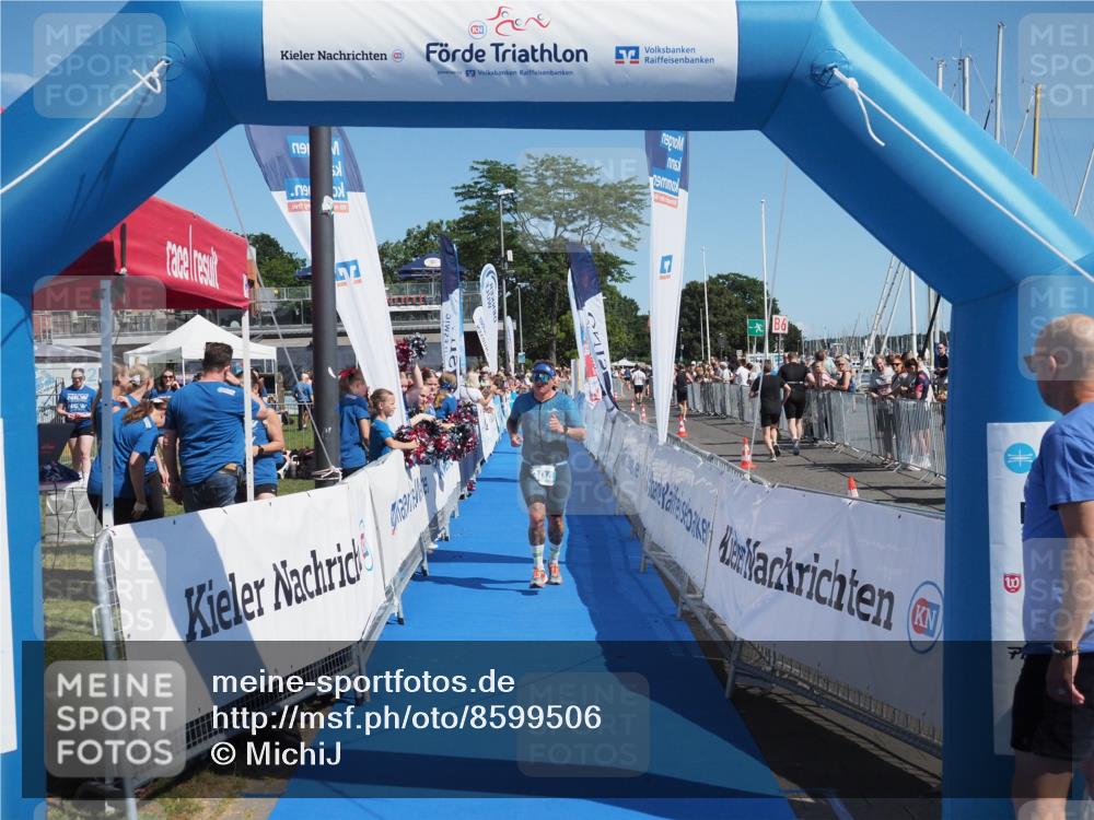 17.08.2025 - KN Förde Triathlon 2025 MichiJ http://msf.ph/oto/8599506 17.08.2025 12:14:54 Laufen 304 meine-sportfotos.de