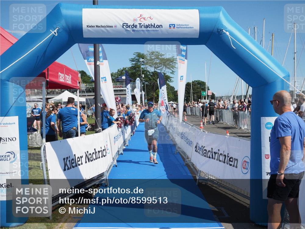 17.08.2025 - KN Förde Triathlon 2025 MichiJ http://msf.ph/oto/8599513 17.08.2025 12:14:54 Laufen 304 meine-sportfotos.de