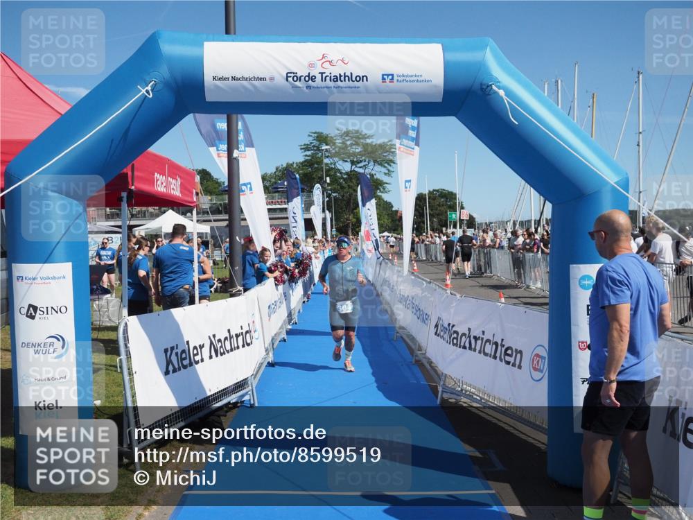 17.08.2025 - KN Förde Triathlon 2025 MichiJ http://msf.ph/oto/8599519 17.08.2025 12:14:55 Laufen 304 meine-sportfotos.de