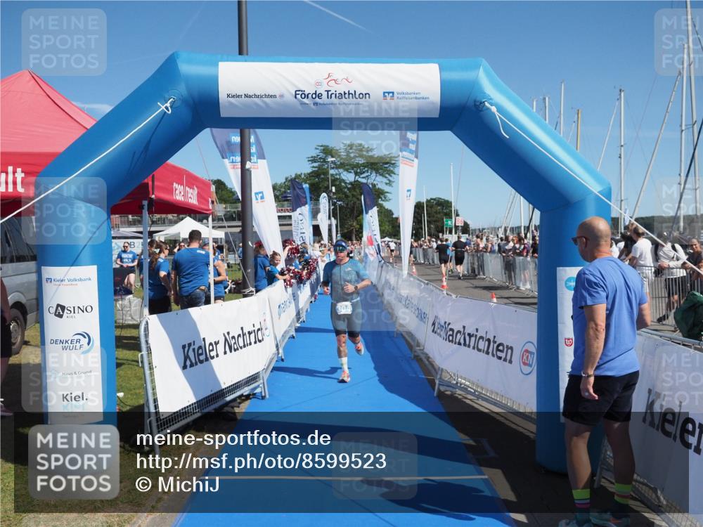 17.08.2025 - KN Förde Triathlon 2025 MichiJ http://msf.ph/oto/8599523 17.08.2025 12:14:55 Laufen 304 meine-sportfotos.de