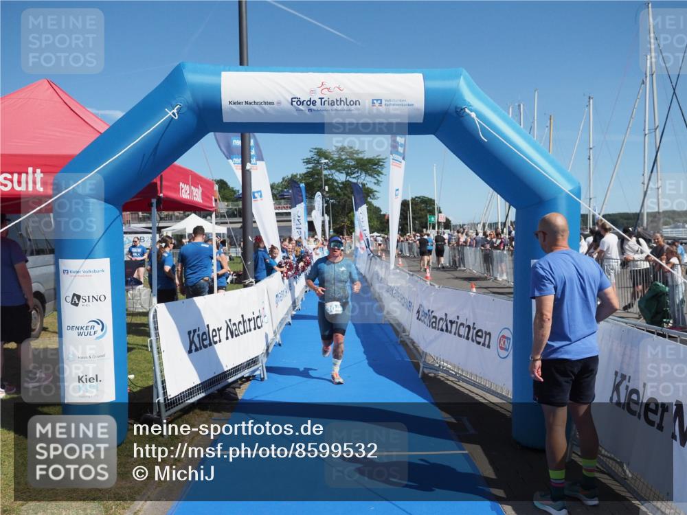 17.08.2025 - KN Förde Triathlon 2025 MichiJ http://msf.ph/oto/8599532 17.08.2025 12:14:55 Laufen 304 meine-sportfotos.de