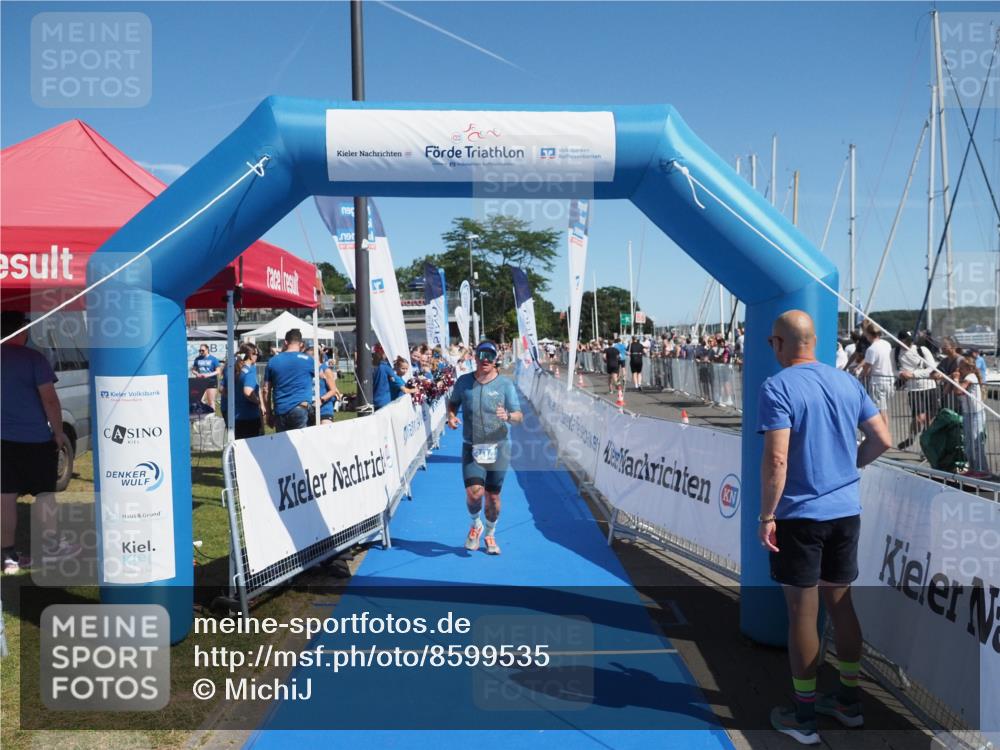17.08.2025 - KN Förde Triathlon 2025 MichiJ http://msf.ph/oto/8599535 17.08.2025 12:14:55 Laufen 304 meine-sportfotos.de