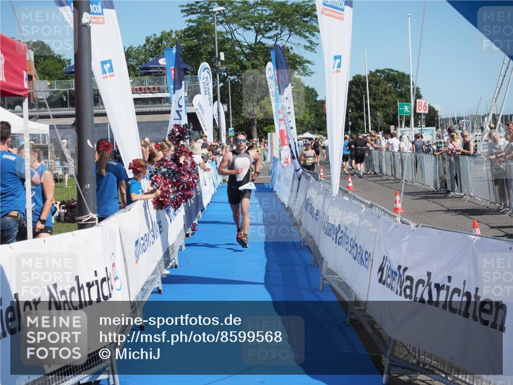 17.08.2025 - KN Förde Triathlon 2025 MichiJ http://msf.ph/oto/8599568 17.08.2025 12:15:02 Laufen 343 meine-sportfotos.de