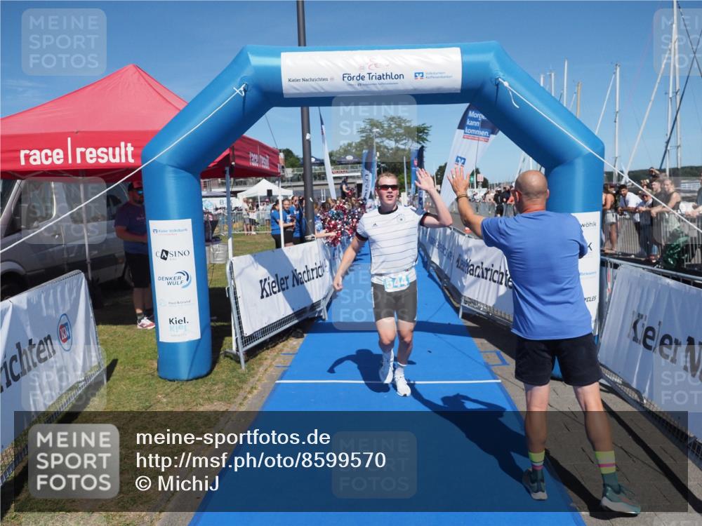 17.08.2025 - KN Förde Triathlon 2025 MichiJ http://msf.ph/oto/8599570 17.08.2025 14:04:05 Laufen 544 meine-sportfotos.de
