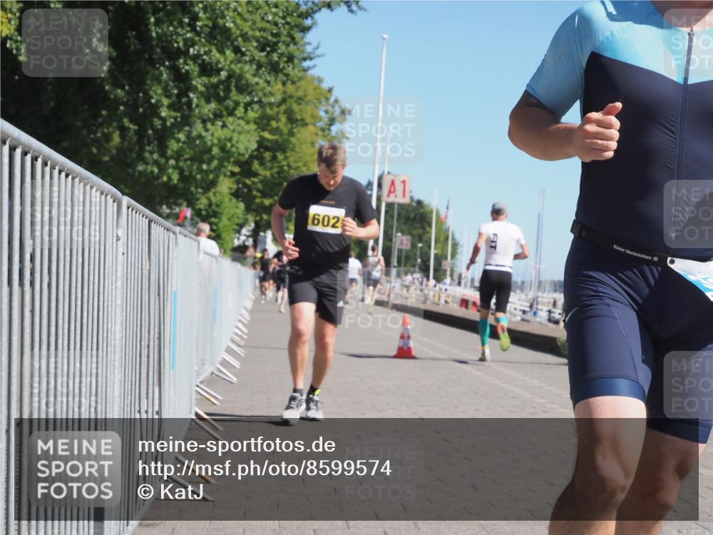 17.08.2025 - KN Förde Triathlon 2025 KatJ http://msf.ph/oto/8599574 17.08.2025 11:51:29 Laufen 331, 602, 643 meine-sportfotos.de