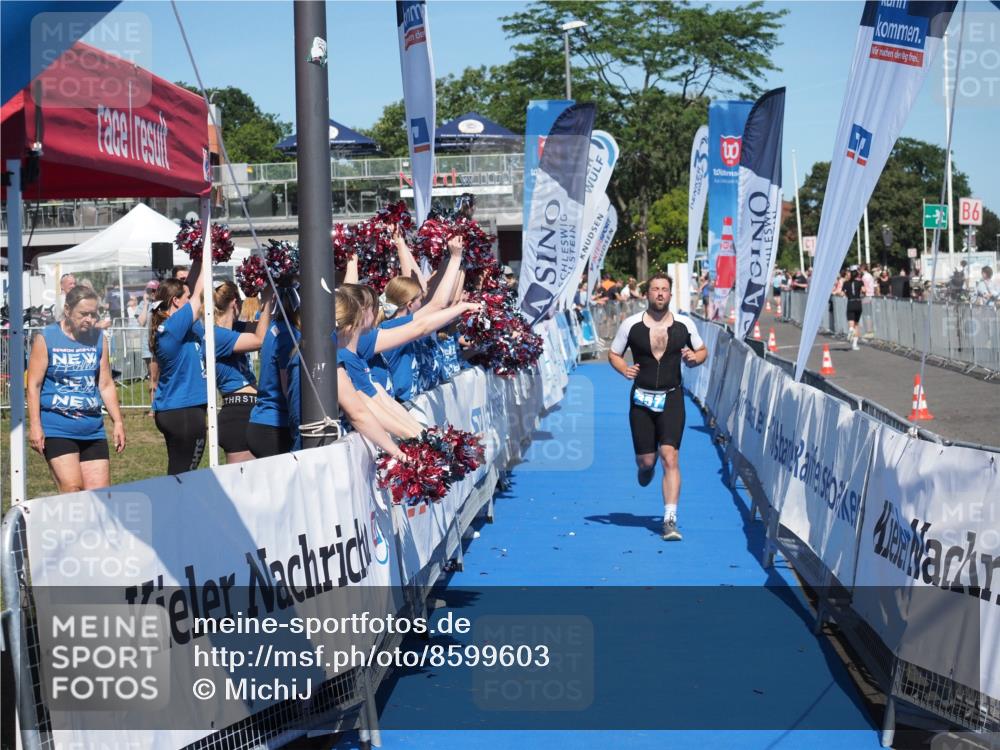 17.08.2025 - KN Förde Triathlon 2025 MichiJ http://msf.ph/oto/8599603 17.08.2025 14:04:12 Laufen 357 meine-sportfotos.de