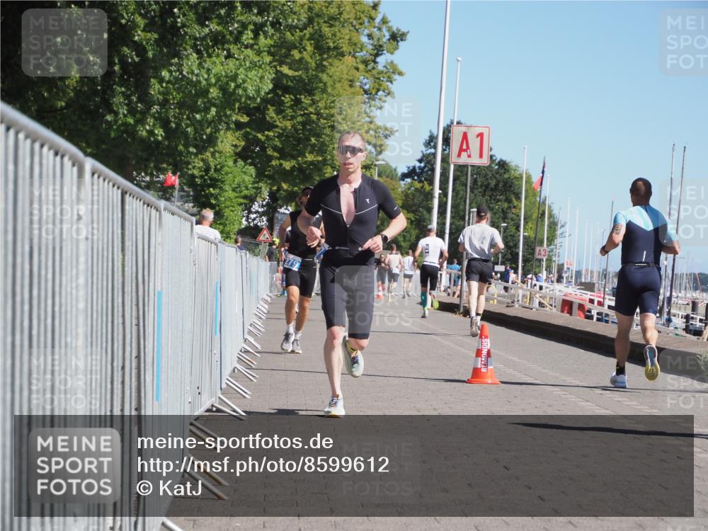 17.08.2025 - KN Förde Triathlon 2025 KatJ http://msf.ph/oto/8599612 17.08.2025 11:51:37 Laufen 279, 387, 616 meine-sportfotos.de
