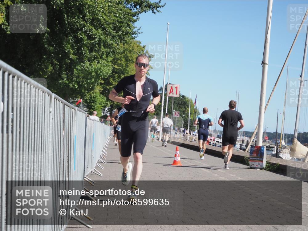 17.08.2025 - KN Förde Triathlon 2025 KatJ http://msf.ph/oto/8599635 17.08.2025 11:51:38 Laufen 279, 387, 616 meine-sportfotos.de