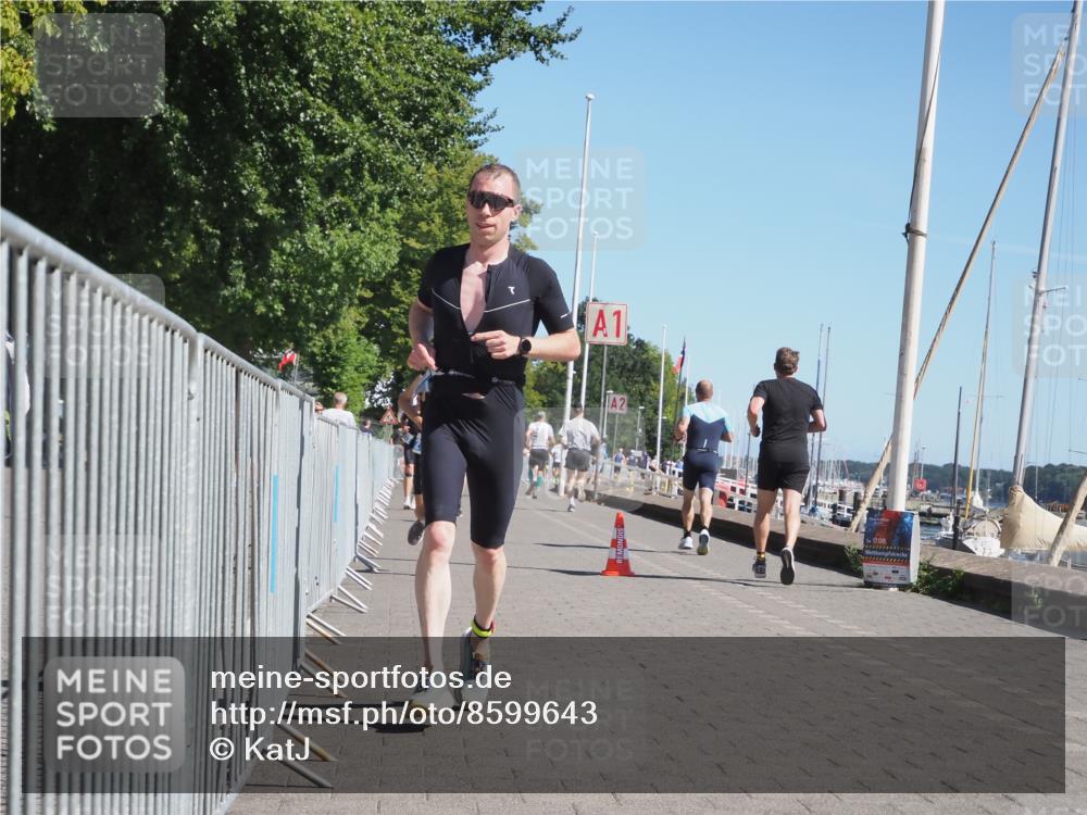 17.08.2025 - KN Förde Triathlon 2025 KatJ http://msf.ph/oto/8599643 17.08.2025 11:51:38 Laufen 279, 387, 616 meine-sportfotos.de