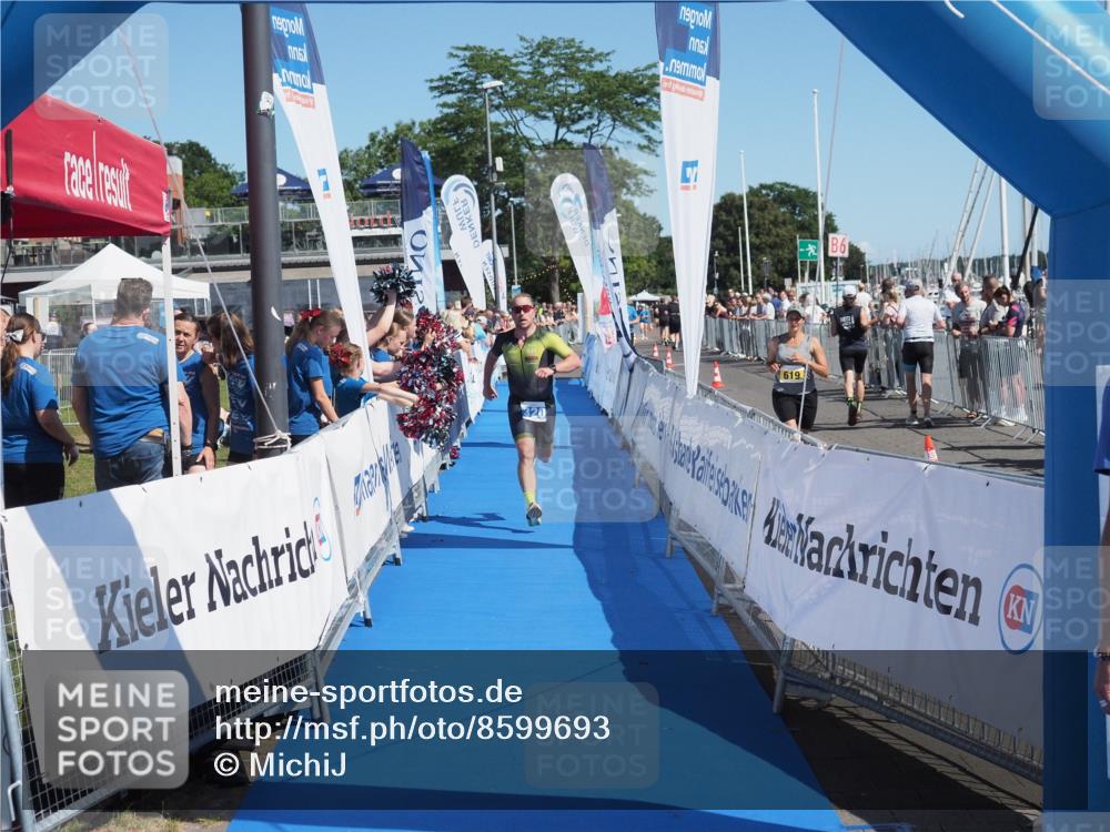17.08.2025 - KN Förde Triathlon 2025 MichiJ http://msf.ph/oto/8599693 17.08.2025 12:15:10 Laufen 320, 343 meine-sportfotos.de